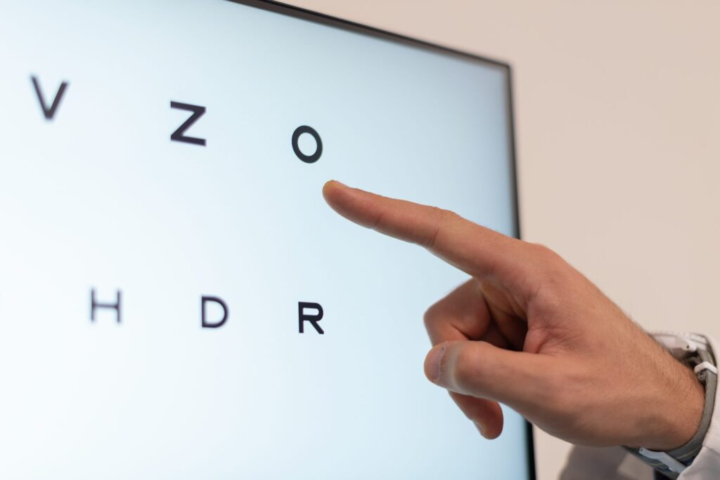 Studio oculistico con diagnostica avanzata del Dott. Luca Zanolini a Montichiari